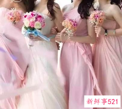 伴娘要比新娘小吗