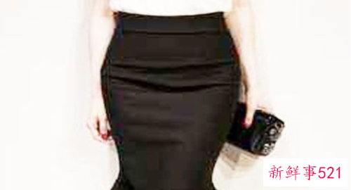 一步裙搭配什么上衣比较好看