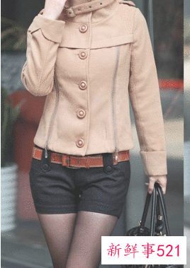 短大衣搭配什么裤子好看