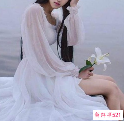 夏天妹子穿裙子