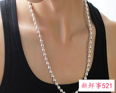 男生适合戴什么样的项链