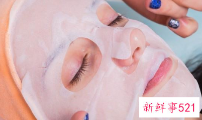 晚上洗完脸如何护肤