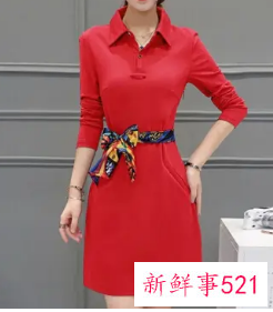 红色连衣裙配什么丝巾