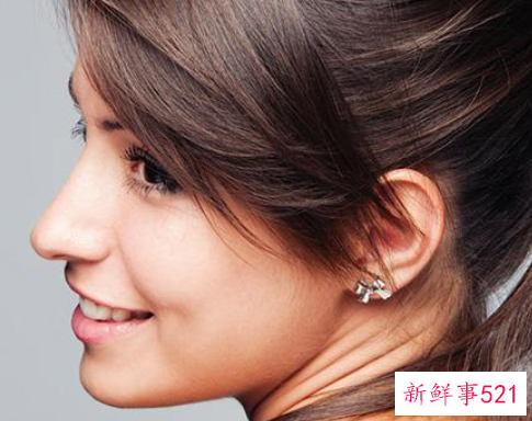 爽肤水和乳液的使用方法