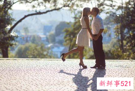 女生看上你了的暗示有哪些