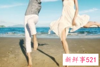 海边照相穿什么颜色衣服好看