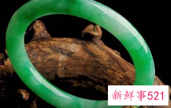 玉手镯款式有哪几种分类