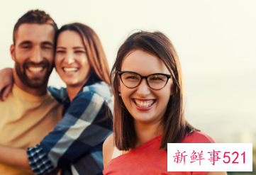 两个人在一起多久会失去新鲜感