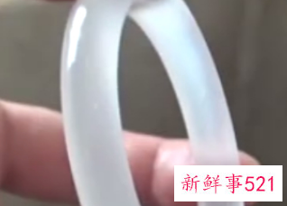 玉手镯款式有哪几种分类