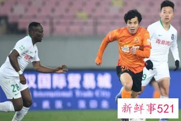 球员集体讨薪在线对峙武汉队