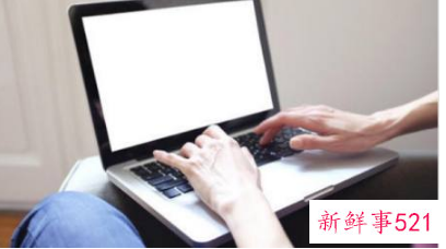 电脑白屏用一键恢复怎么弄