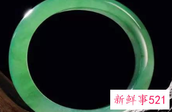 玉手镯款式有哪几种分类