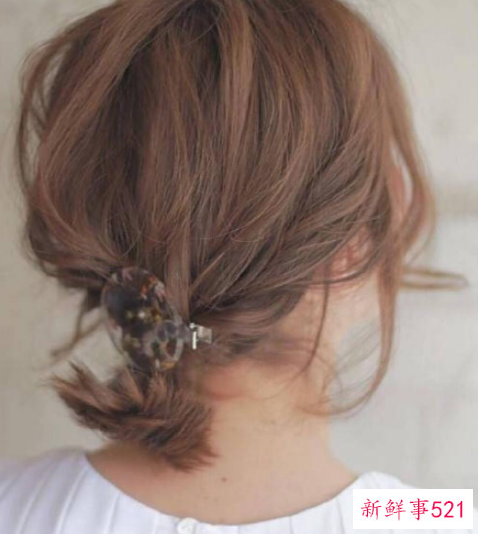 短发怎么扎好看简单发型