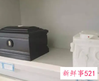 抱骨灰盒是抱财吗