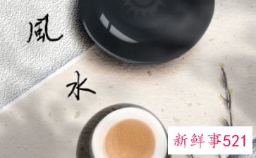 卧室挂画的位置讲究