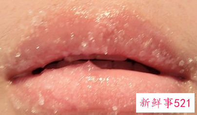 唇膏涂抹的方法