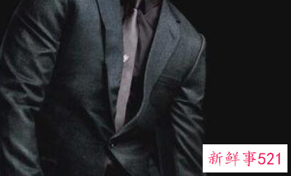 黑衬衫可以选什么领带