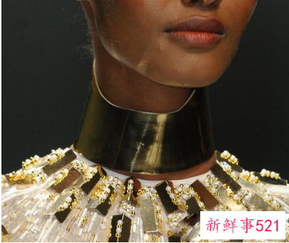 皮肤黑的女人怎么做才能气质好