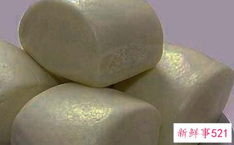 梦见吃馒头是什么意思