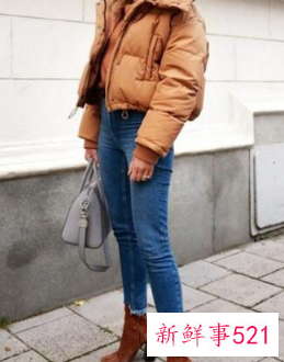 穿羽绒服穿什么裤子
