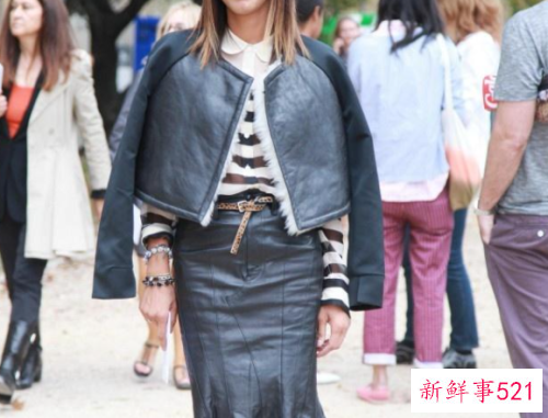 女士怎么穿衣服有气质