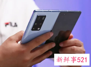 各大厂商悉数入场折叠屏手机