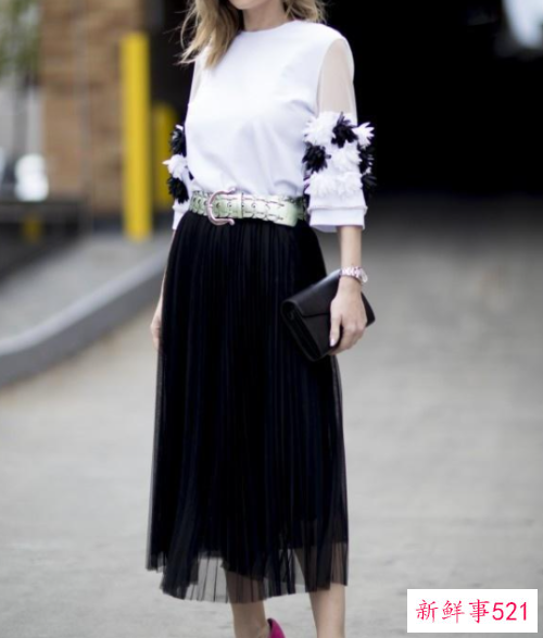 女士怎么穿衣服有气质