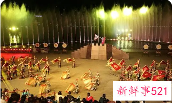 梦见看演出很热闹