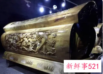 梦见棺材里面装着死人是什么意思