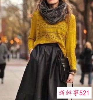 毛衣可以搭围巾吗