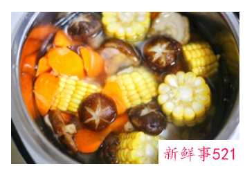 香菇红萝卜排骨汤