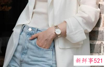 女人戴手表戴哪个手上好