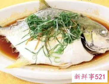 菠菜鱼可以一起吃吗