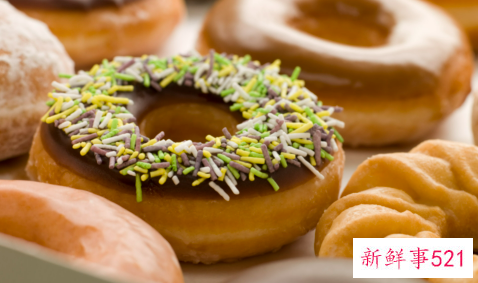 贪吃甜食请警惕肌肤糖化加速衰老