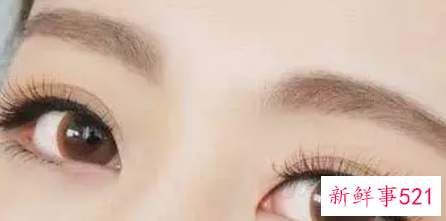 双眼皮适合纹美瞳线吗