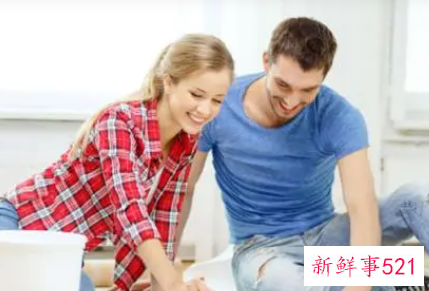 男生对你有意思的举动