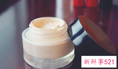 化妆怎么变白的步骤