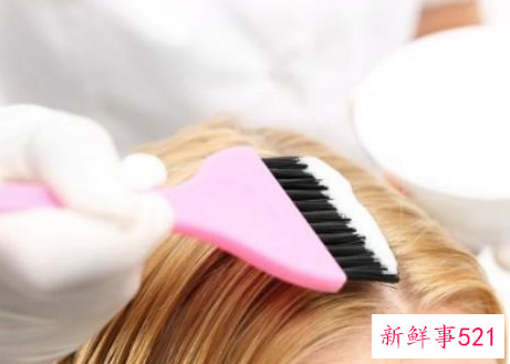 自己如何给头发褪色