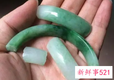 梦见玉镯裂了是什么意思