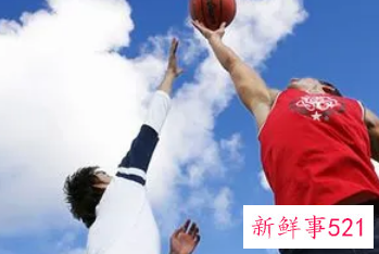 打篮球给我们带来的好处