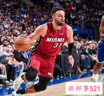 哈登下半场仅2次出手0分，全场0罚球生涯首次