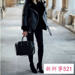 墨绿色的包包老气吗