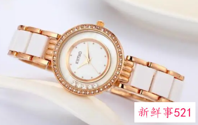 女人戴手表戴哪个手上好