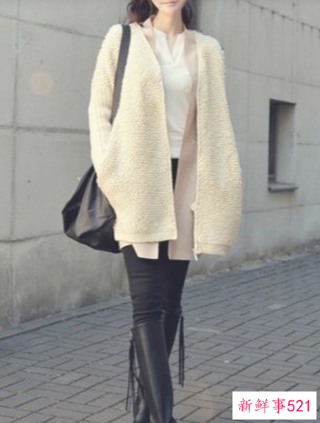 米色的外套要怎么搭配好看