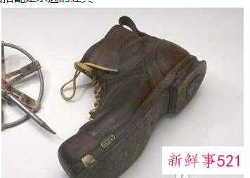 休闲西裤卷边配什么鞋子