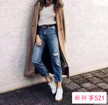 小直筒牛仔裤搭配解说