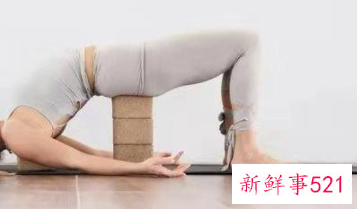 瑜伽34个拉伸体式