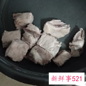 香菇红萝卜排骨汤
