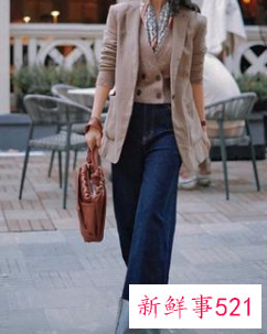 冬季丝巾和什么搭配