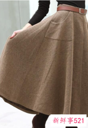 冬季棕色裙子搭配图片